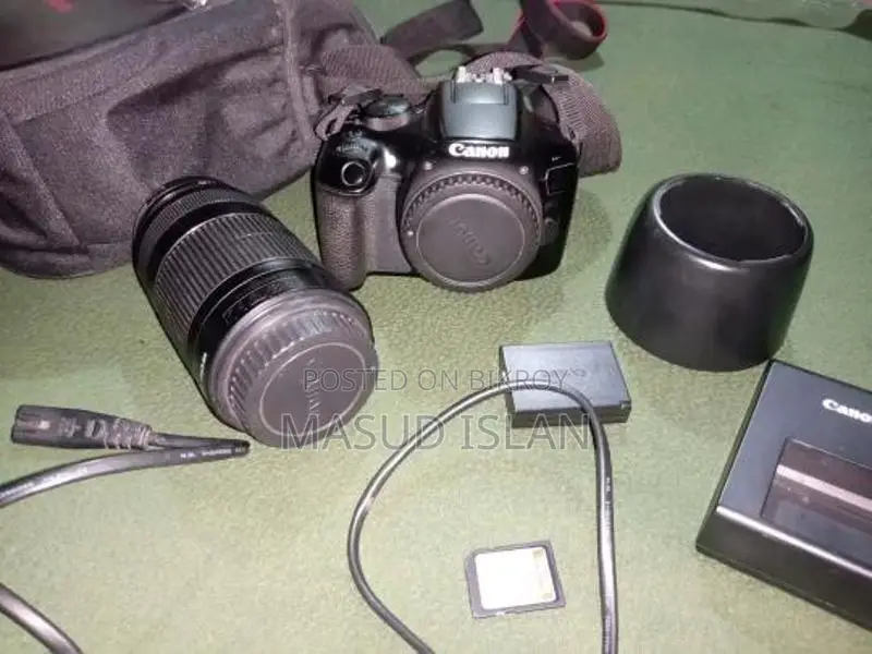 Canon 1300D