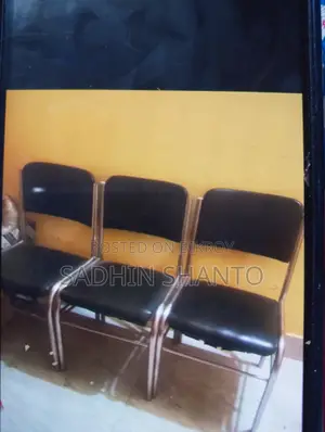 ২পিছ সোফা+ ৪ পিছ চেয়ার বিক্রি করা হবে।