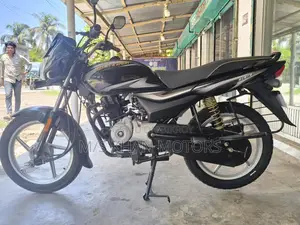 Bajaj Platina 100 2025