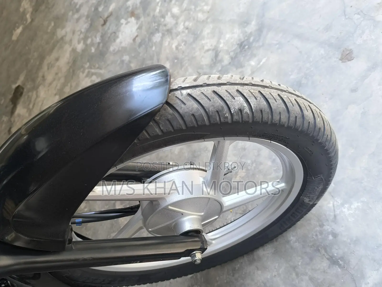 Bajaj Platina 100 2025