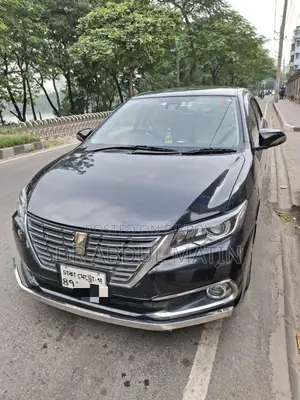 Toyota Premio F 2017