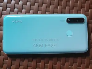 Vivo Y19 . (Used)