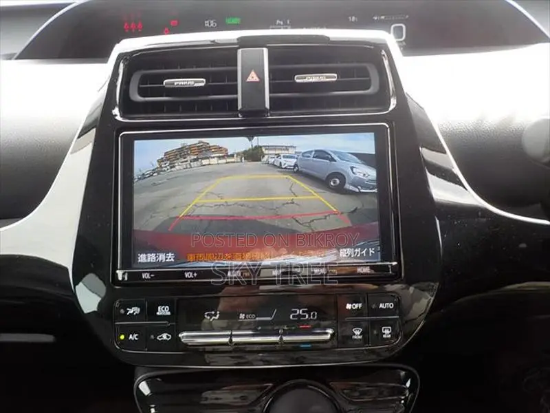Toyota Prius S-T-S Pack. 2021