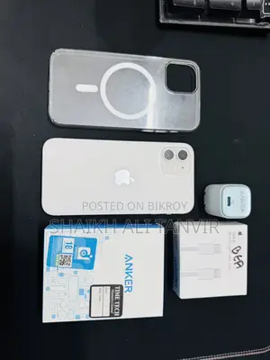 Apple iPhone 12 (Used)