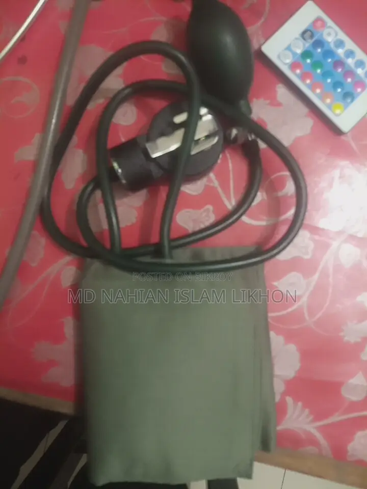 ব্লাড প্রেশার মেশিন