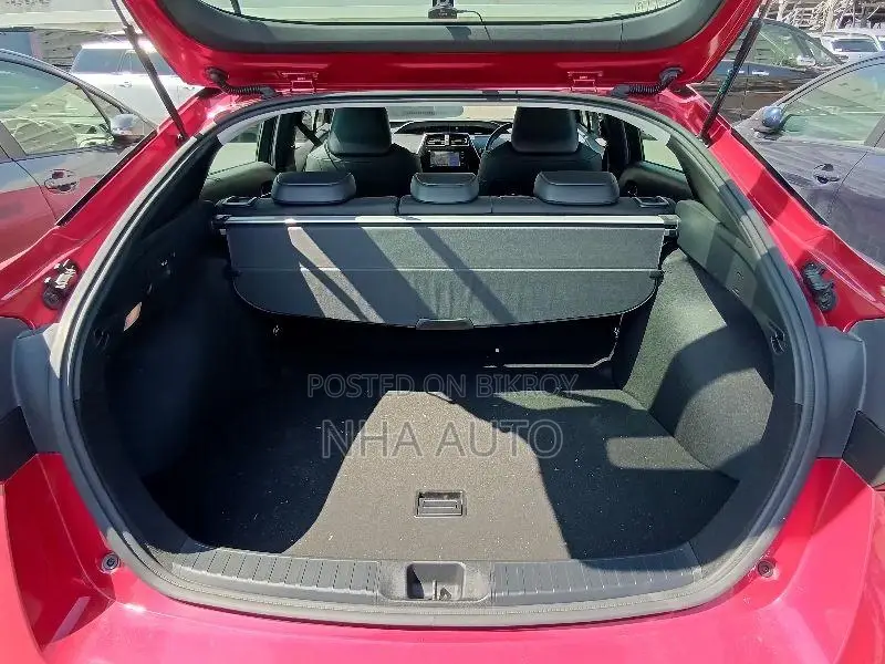 Toyota Prius A TOURING SELECTION 2021