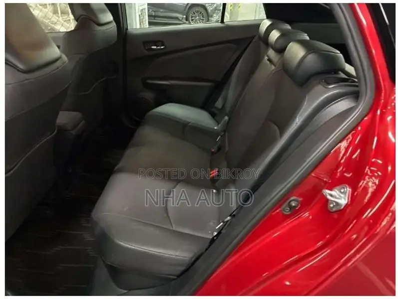 Toyota Prius A TOURING SELECTION 2021