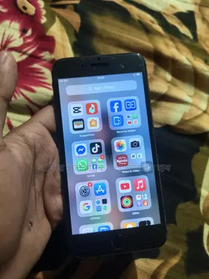 Apple iPhone 8 Plus (Used)