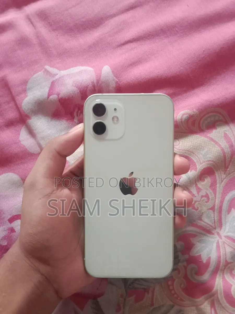 Apple iPhone 12 64 GB Variant (Used)