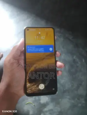 Realme 8 8-128 (Used)