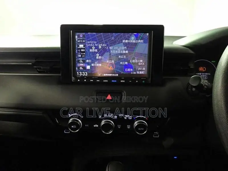Honda Vezel Hybrid X package 2021