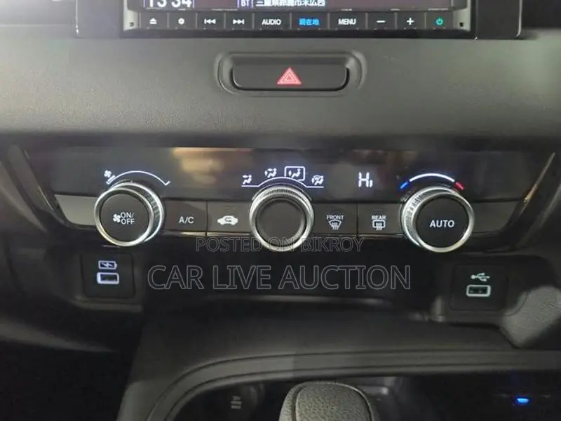 Honda Vezel Hybrid X package 2021