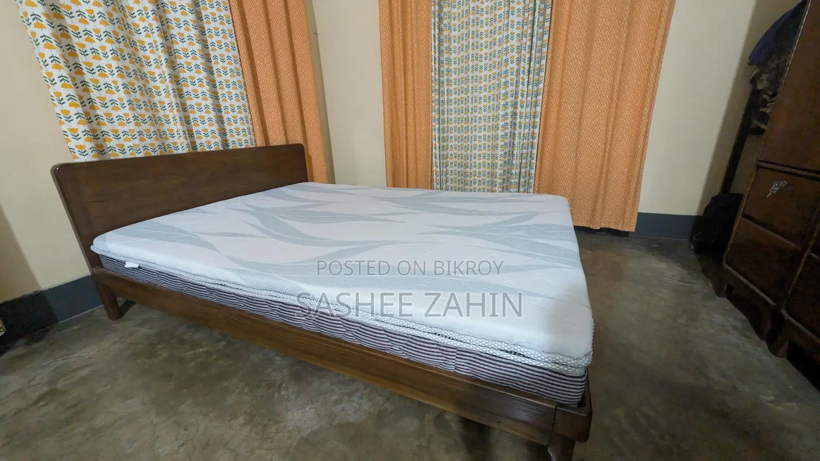 Swan Mattress Topper