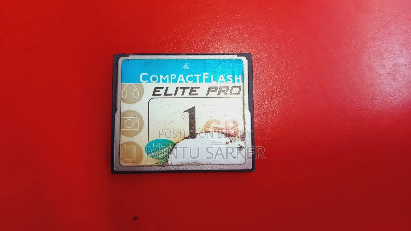 নাইকন ডি ২০০