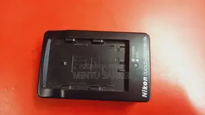 নাইকন ডি ২০০