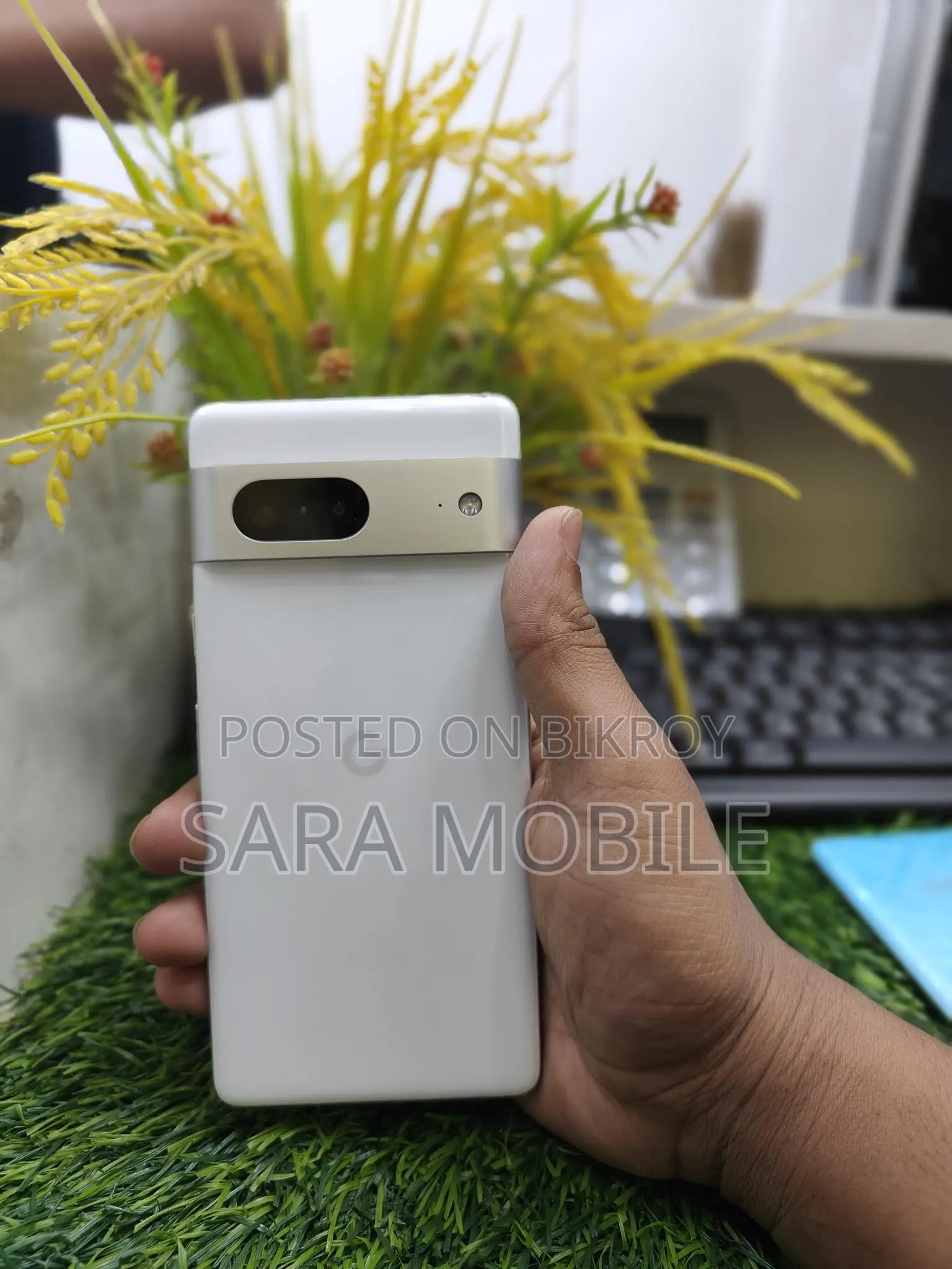 Google Pixel 7 . (Used)