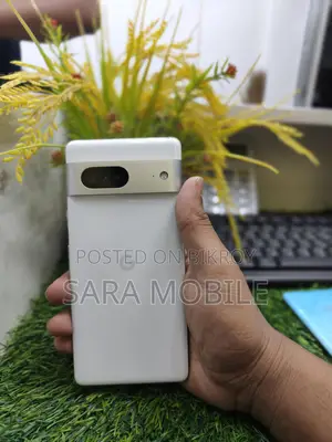 Google Pixel 7 . (Used)