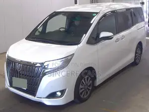Toyota Esquire GI PREMIUM HYB 4.5 2020