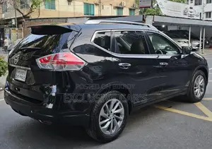 Nissan X-Trail Sunroof 7 set 2017
