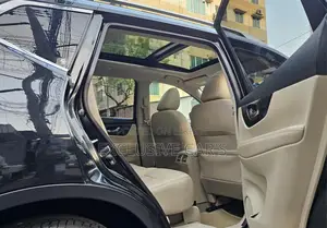 Nissan X-Trail Sunroof 7 set 2017
