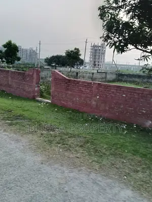 6 Katha South-Facing Plot near Avenue, Sector 17/F