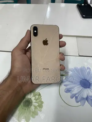 Apple iPhone XS 256gb 72% battery (Used)