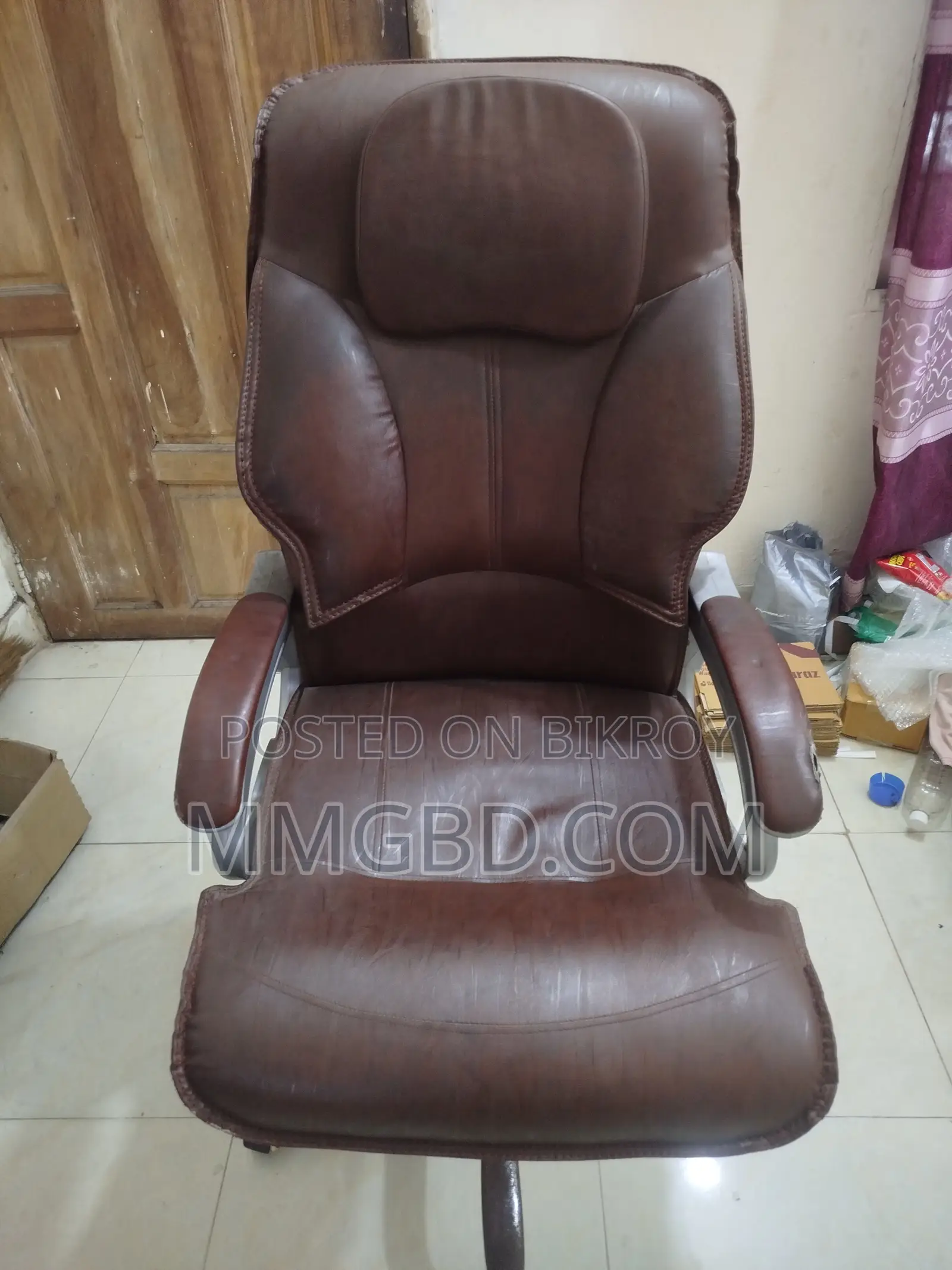 বস চেয়ার