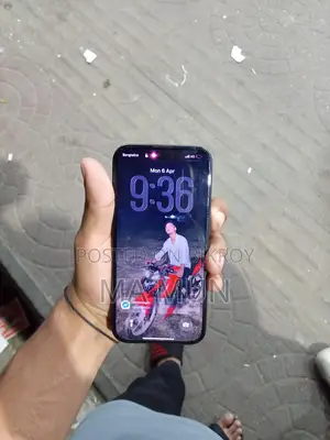 Apple iPhone 15 Pro (Used)