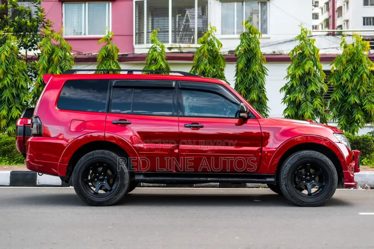 Mitsubishi Pajero V93 2008