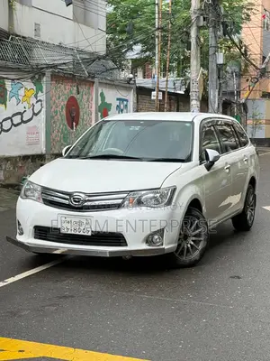 Toyota Axio Fielder 2014