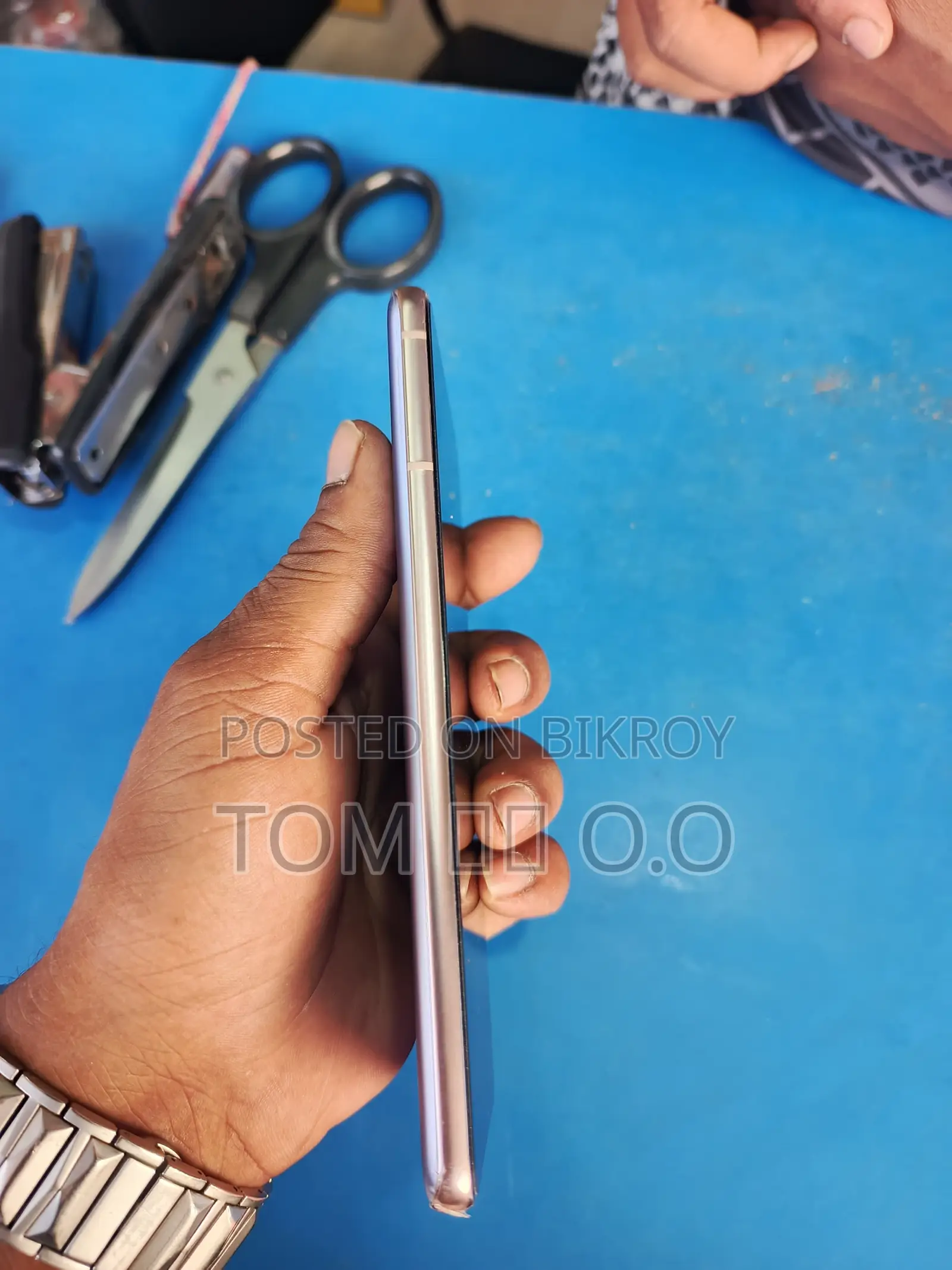 Samsung Galaxy S21 Plus . (Used)