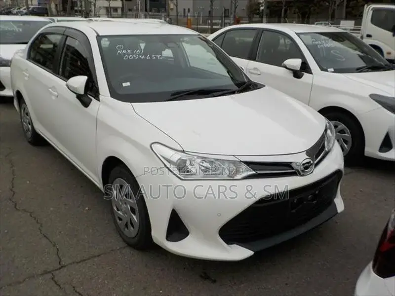 Toyota Axio Non Hybrid EX White 2021