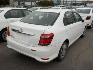 Toyota Axio Non Hybrid EX White 2021