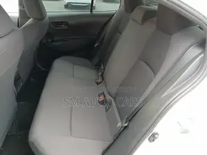 টয়োটা করোলা জি-এক্স পার্ল কালার ২০২১