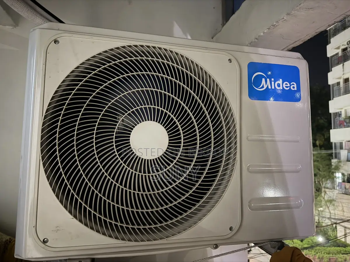 Media 1.5 Ton Non-Inverter AC