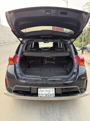 Toyota Auris 2013