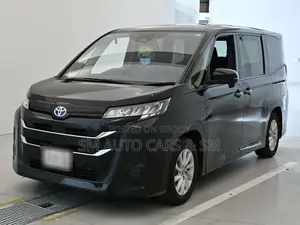 Toyota Noah Hybrid G Black New 2022