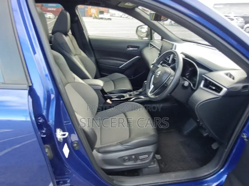 Toyota Corolla Cross Z MOONROOF 4POINT 2022