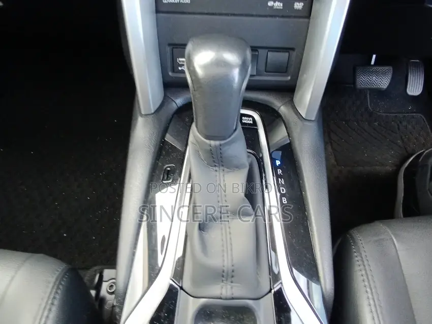 Toyota Corolla Cross Z MOONROOF 4POINT 2022