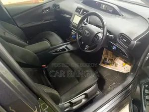 Toyota Prius S_READY_SHOWROOM 2020