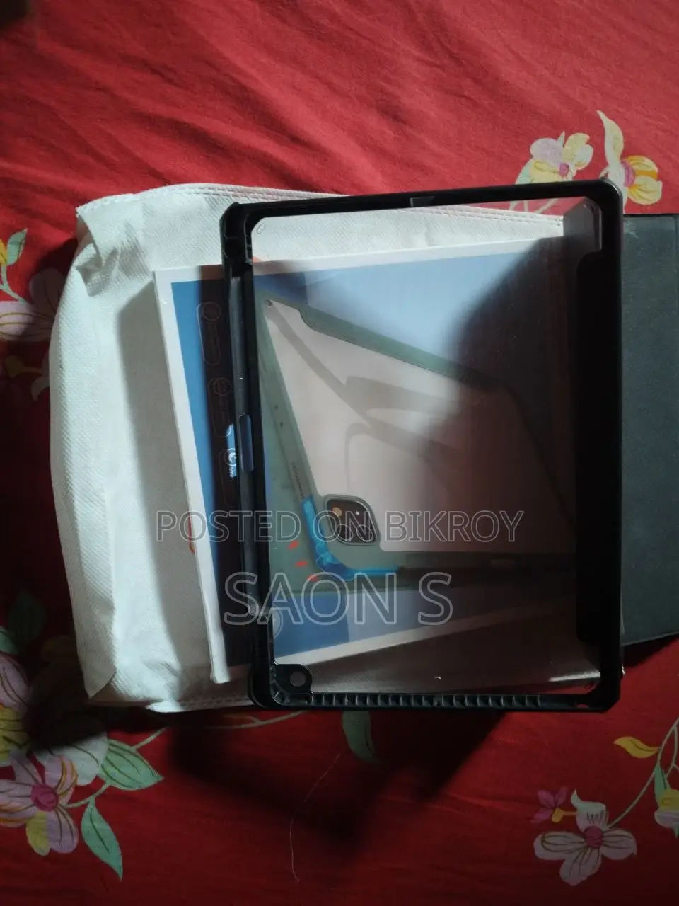 iPad 9th Gen Magnetic Cover