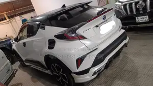 Toyota C-HR hybrid 2018