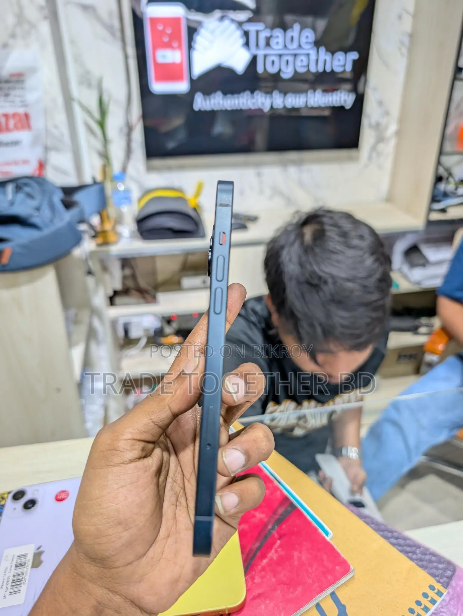 Apple iPhone 14 Plus (Used)