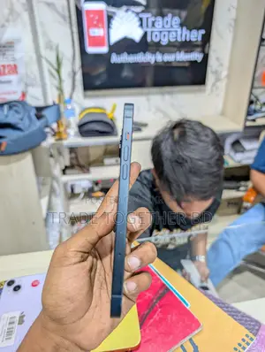 Apple iPhone 14 Plus (Used)