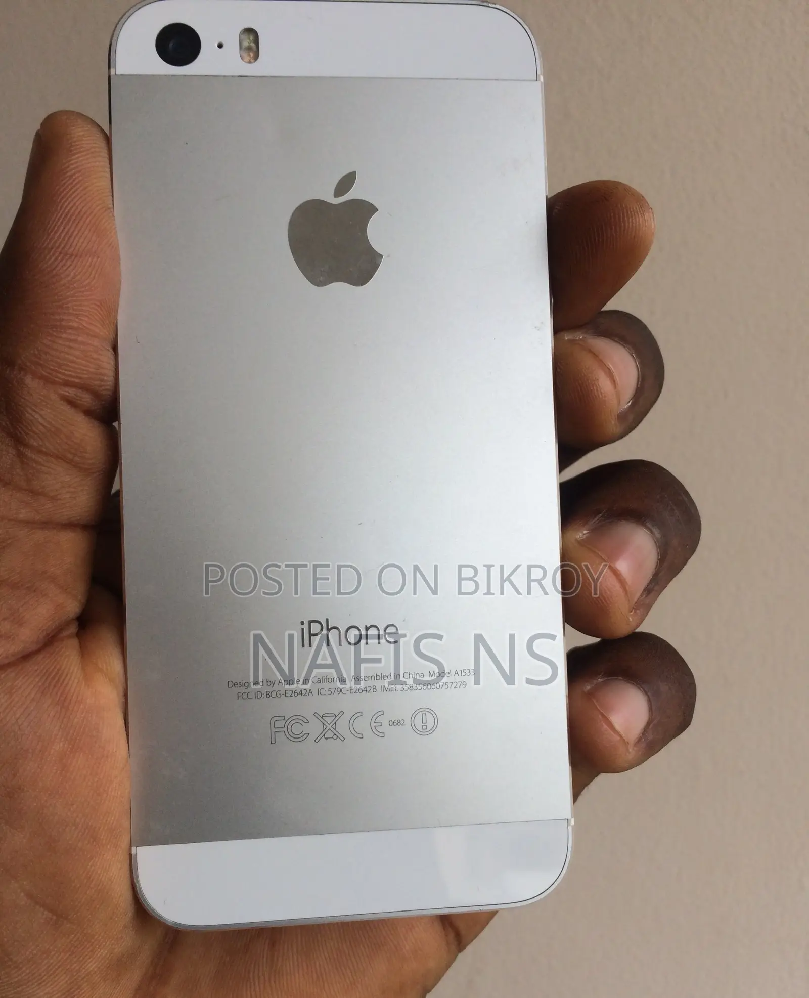 Apple iPhone 5 (Used)