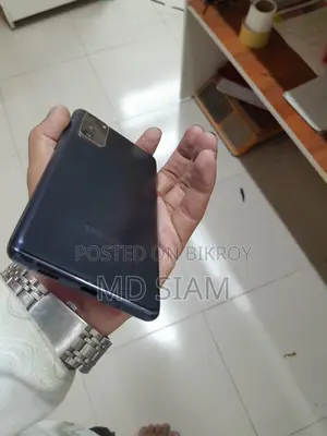 Samsung Galaxy S20 FE 6.128 (Used)