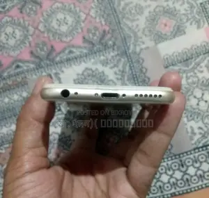 Apple iPhone 6 . (Used)