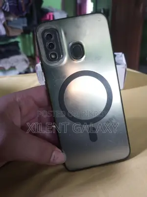 স্যামসাং গ্যালাক্সি এ২০ ৩/৩২ (ব্যবহৃত)