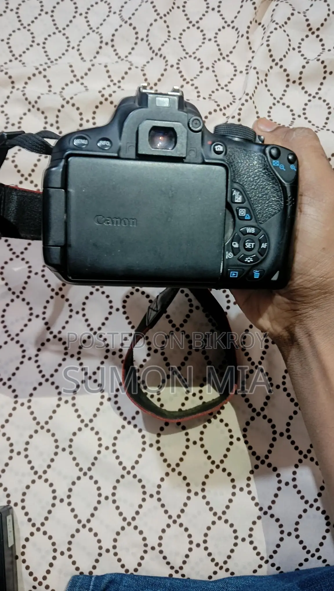 ক্যানন ডিএসএলআর ক্যামেরা