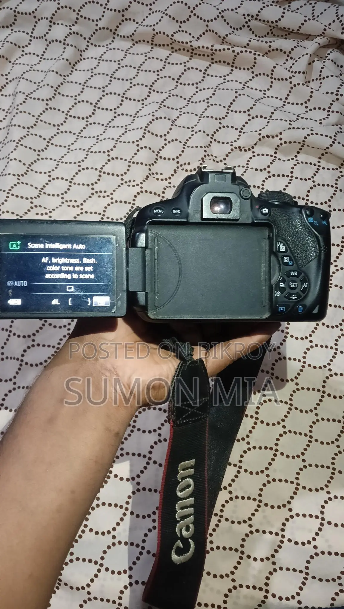 ক্যানন ডিএসএলআর ক্যামেরা